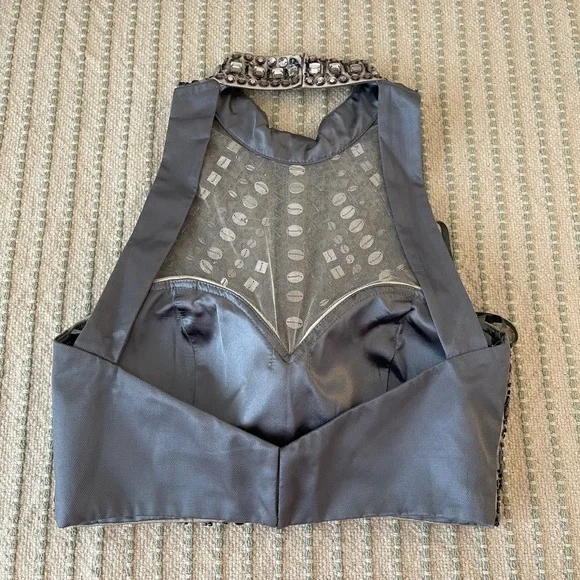 Blonde Nites - Embellished Halter Crop Top - Size 3 - Picture 5 of 7